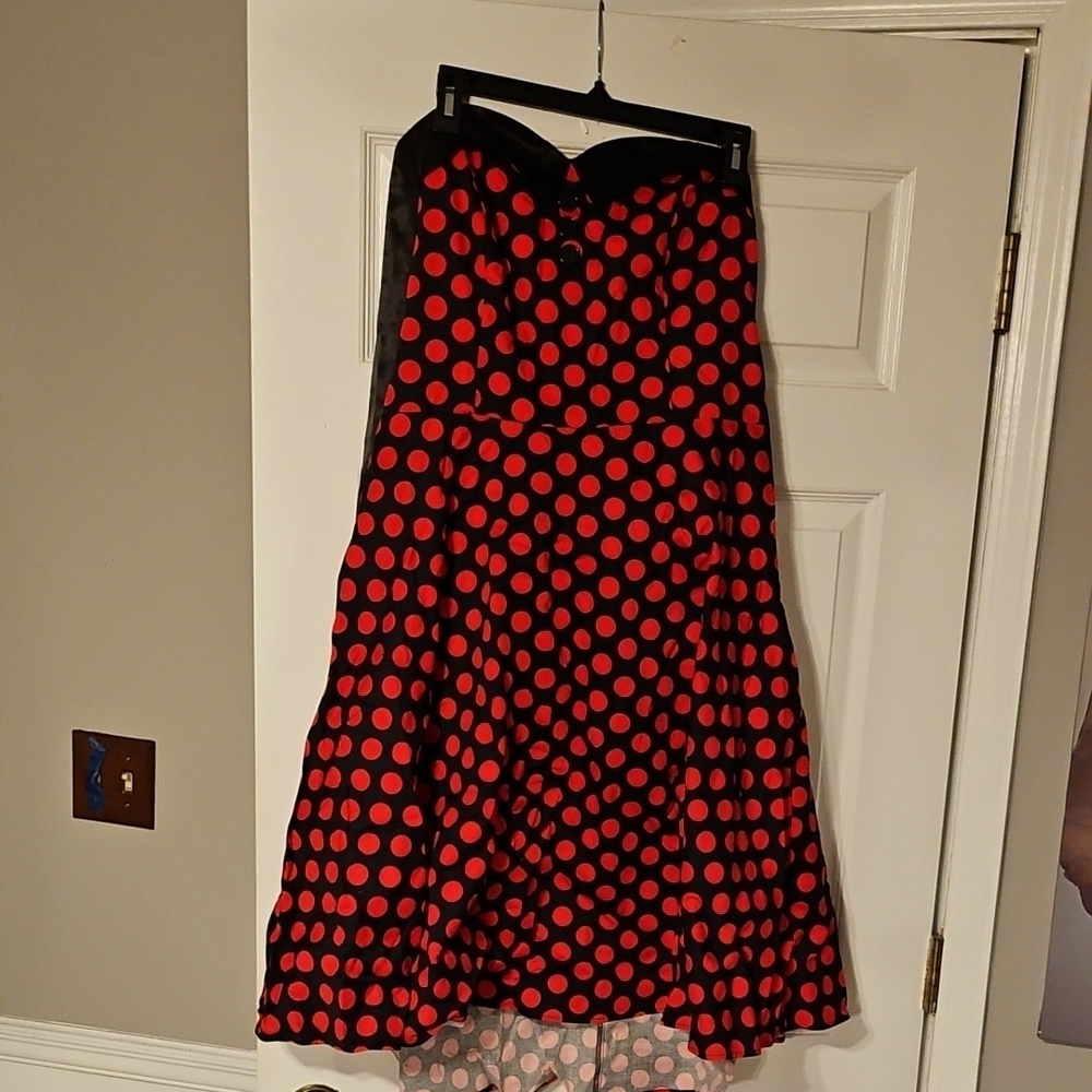 Polka Dot Strapless Skirt - Red and Black